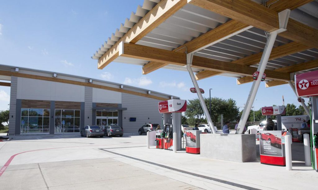 Cellphone Lot & Retail Center ABIA Parking Guide